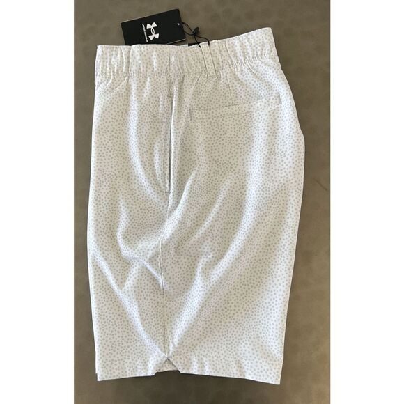 Under Armour 1370126 100 Women's Sz 6 White UA Links Printed Golf Short $80 - Picture 4 of 8